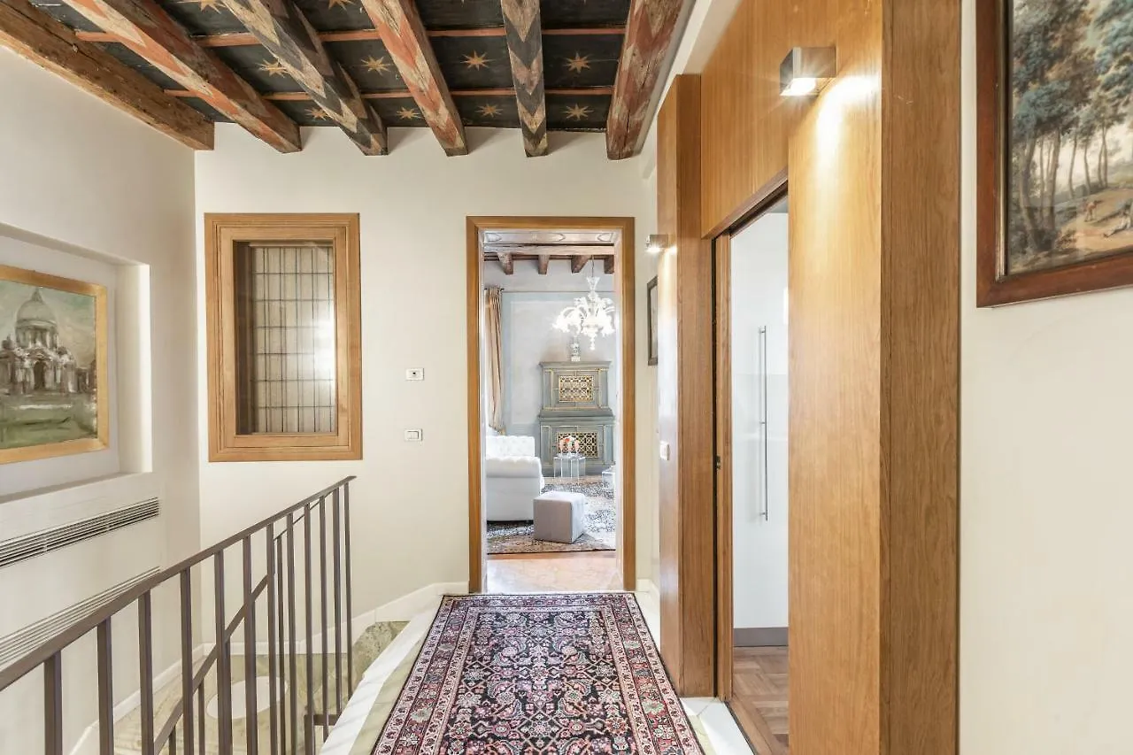 Ca' Dei Diamanti Grand Canal Venice Apartment
